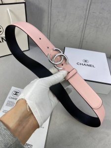 宽度3.0Cm Chanel 香奈儿 细纹牛皮金 银 枪 色金属钢扣。