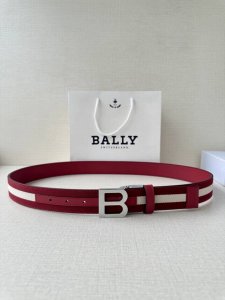 Bally 巴利 专柜同款 男士腰带 宽3.4Cm 这款选用反面枣红进口牛皮精制而成 正面金属扣 简约百搭 可调式长度可轻松匹配完美尺寸