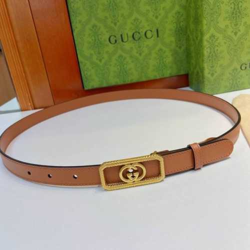 Gucci 古奇官网新款，双面原厂小牛皮搭配互扣式双g精品纯铜五金腰带，专柜规格 2.0Cm