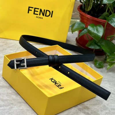 Fendl 芬迪 宽20Mm，原单进口小牛皮，搭配原单钌钯电镀F扣，手感.油边近乎完美，原产皮料定制，质感无可挑剔，出众的细节，高清实拍，货真价实，品质保证。