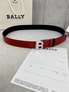 3.5Cm Bally 巴利 平纹 内衬头层小牛皮 ：配有金 银 字母扣头该皮带可调节，且能根据需要剪裁质量保证达到修身效果