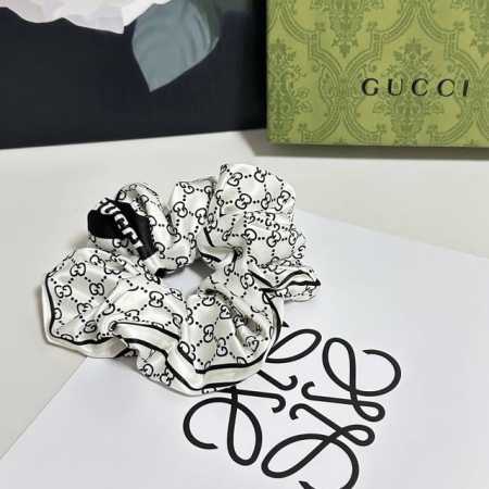 特 单个 配全套包装 Gucci 古驰 爆款真丝发圈，专柜款出货 一看就特别高档 超级百搭 必须自留 - 点击图像关闭
