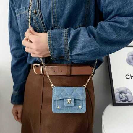 香奈儿Chanel官网新款Mini斜挎包包 零钱包搭配链条 可拆卸可放耳机 纸巾 口红 钥匙 等小物件 尺寸10*8.5*3Cm - 点击图像关闭
