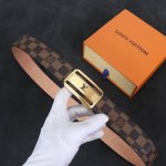 p220 ［自动扣腰带］Lv 宽3.5Mm 双面进口头层牛皮制作 搭配经典钢扣 真材实料 时尚经典 做工精致 高端男士皮带 长度可裁剪100—125