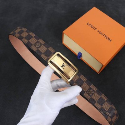 p220 ［自动扣腰带］Lv 宽3.5Mm 双面进口头层牛皮制作 搭配经典钢扣 真材实料 时尚经典 做工精致 高端男士皮带 长度可裁剪100—125
