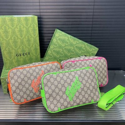 Gucci 古奇 Gg 单肩斜挎包 相机包经典百搭 实物拍摄 原厂原版面料 配送防尘袋 礼盒 27 X 18 Cm。