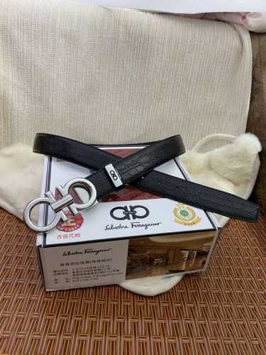 品名：菲拉格幕 原单皮带 材质：原单牛皮腰带 百分百头层牛皮腰带保证真皮，24K纯钢扣，专柜原单品质、做工精细，时尚大牌，送人自用首选 包装： 请认准如图专柜包