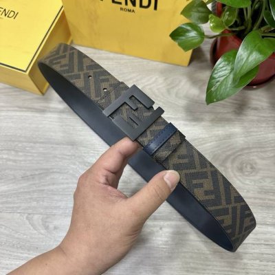 图片包装 Fendi 芬迪 专柜同款 宽4.0Cm 双环正反用腰带 Ff按钉搭扣 兰色Cuoio Romano皮革材质 反面面料带有烟草黄和黑色Ff图案 四方金