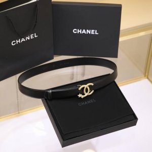 chanel 24C 麦穗 星星 与 水钻白 Logo搭扣 黄铜金属平纹牛皮腰带 手感柔软 细腻 3.0Cm 码数75- -
