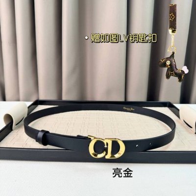 Dior 24早春新款 C D搭扣黄铜腰带扣，女士小牛皮腰带 经典永存 2Cm