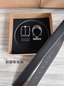 Coach蔻驰 高品质 3.8Cm 高真空电镀五金 ，可双面使用 配备专柜装礼盒