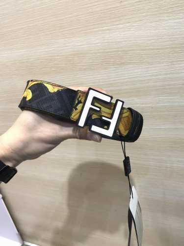 配送专柜包装 打孔针 特 新款 Fd 宽38 Mm 支持Nfc 芯片扫描，标志造型皮带，原版亮面间色 亚克力F铆钉扣，进口原版小牛皮压花制成，镀金表面金属制品，