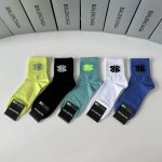 特 配专柜包装 Balenciaga 巴黎世家 新款中筒袜堆堆袜袜子！一盒五双，专柜同步筒袜袜子，大牌出街，潮人必备超好搭