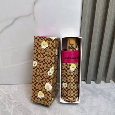 Coach 蔻驰 木柄小雏菊新款 五折 折叠晴雨伞 时尚原单代工品质 细节精致 看得见的品质 打破一成不变 色泽纯正艳丽！