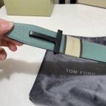 特 汤姆福特最新网红爆款双面头层牛皮配原装盒专柜同步3.8宽新款上市了，原版牛皮，搭配钢扣，优雅，大方用的方便。谢谢你转载。