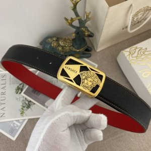 范思哲 特种皮腰带系列 ，原厂五金精品不锈钢扣，手感柔软舒适 宽3.8Cm。