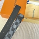 原版包裝 DDD L0Uis Vuitt0N 今季新品 男士原單腰帶 寬度40毫米 雙面進口頭層小牛皮絲印圖案Logo設計 搭配最新双色五金 可雙面佩戴 適合沈