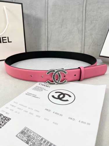 宽度3.0Cm Chanel 香奈儿 女士腰带皮带新款柔小牛皮金 银色方钻金属钢扣。