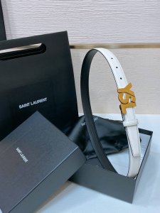 Salnt.Laurent.Paris. Y S L复古铜扣. 简单百搭！双面头层小牛皮 手感柔软细腻 2.4Cm