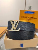 特 L0Uis Vuitt0N Lv 男士专柜品质腰帶 寬度40毫米 配置精钢字母搭扣 扣头可随意搭配 皮质柔软 手感细腻舒适
