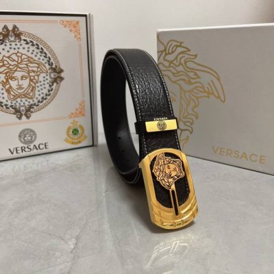 品名：Versace.范思哲 材质：原单牛皮腰带 百分百头层牛皮腰带保证真皮，24K纯钢扣，专柜原单品质、做工精细，时尚大牌，送人自用首选 包装： 请认准如图专