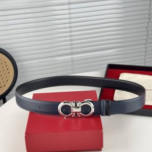 男士费拉，、柔软细腻，百搭大方，宽3.5Cm 、 官网同步，商务休闲均可使用！ 黑配蓝色双面均可佩戴
