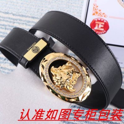品名：Versace.范思哲原单 材料：百分百头层牛皮，保证真皮。24K纯钢扣双面可用专柜同等质量， 送人自用首选 包装： 请认准如图专柜包装，赠送打孔器，银联