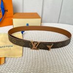 驢家新品 3.0。特別限定女士腰帶 皮帶採用雙面設計 帶身帆布面襯托荔枝紋牛皮 全新搭扣以金色金屬打造 飾以與皮帶同色的琺瑯效果 末端則以琺瑯花卉圖案完美點綴.