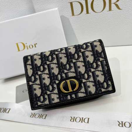 Dior 2055颜色 黑色 尺寸 13.5*9.5*3.5 Dior 专柜最新款火爆登场！采用进口牛皮，做工精致， 媲美专柜！多功能小钱包，内隔丰富，超级实用 - 点击图像关闭
