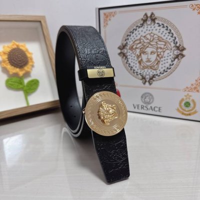 品名：Versace.范思哲 材质：原单牛皮腰带 百分百头层牛皮腰带保证真皮，24K纯钢扣，专柜原单品质、做工精细，时尚大牌，送人自用首选 包装： 请认准如图专