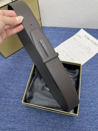 特 Tom Ford 汤姆福特。新品双面进口小牛皮，简约商务男士腰带，4.0Cm宽