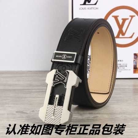品牌：Lv.路易威登原单 型号：原单！请认准如图专柜包装 等级：意大利进口百分百头层牛皮，Lv.路易威登，水波纹系列，世界著名奢侈品品牌。进口头层牛皮，国外专柜 - 点击图像关闭
