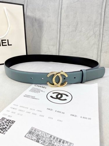 特 宽度3.0cm Chanel 香奈儿 经典款平纹 两面原版牛皮金 银 色镶钻钢扣。