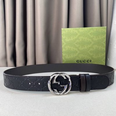 Gucc！宽度3.8Cm 原厂做工。双面头层牛皮，两面均可佩戴。 码数；100-125Cm 包装：全套包装