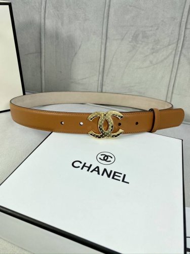 宽度3.0Cm Chanel 香奈儿 进口柔软小牛皮金 银色花纹金属logo花纹钢扣。
