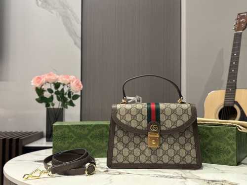 礼盒包装 Gucci新款Ophidia系列邮差包来啦~Gucci新款Ophidia系列邮差包 经典老花可手提单肩斜挎 23*17