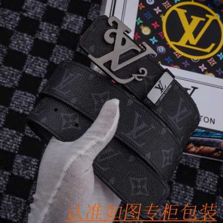 品名：Lv路易斯登原单 材料：百分百头层牛皮，保证真皮。专柜原单品质、做工精细，送人自用首选 包装： 请认准如图专柜包装，赠送打孔器，银联发票，宽度3.8Cm - 点击图像关闭