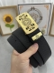 品名：Versace.范思哲 材质：原单牛皮腰带 百分百头层牛皮腰带保证真皮，24K纯钢扣，专柜原单品质、做工精细，时尚大牌，送人自用首选 包装： 请认准如图专