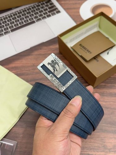 特 巴宝莉：原厂皮料 尺寸3.5Cm五金进口炉内电镀，411418