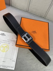 Hermes爱马仕 男士单面皮腰带3.8Mm采用专柜最荔枝皮质，搭配双H珐琅磨胶 银色扣