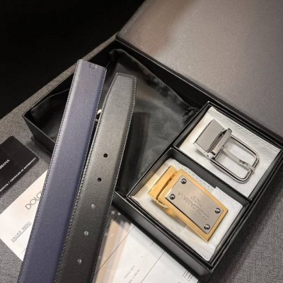 Dg宽3.5Cm Dolce&Gabbana 新款 搭配双扣头，轮换用，时尚商务同时兼顾，搭配可双面使用腰带，五金采用钌电镀 Dg 交叉造型徽标搭扣