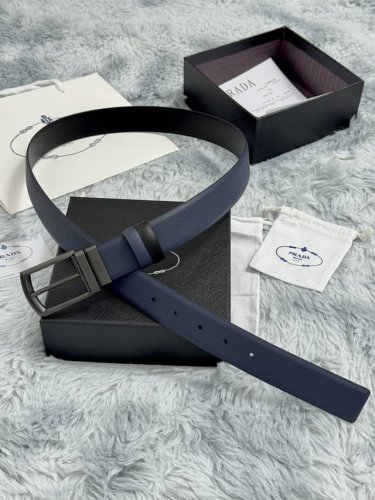 Prada 3.5Cm 十字纹纹理品质每个细节都体现出至高的品味和格调整体造型增添优雅韵味 低调奢华的典范优雅迷人气息精致的手工艺制作。