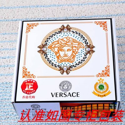 品名：Versace.范思哲原单 材料：百分百头层牛皮，保证真皮。24K纯钢扣双面可用专柜同等质量， 送人自用首选 包装： 请认准如图专柜包装，赠送打孔器，银联