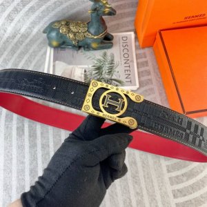 爱马仕 特种皮腰带系列 ，原厂五金精品不锈钢扣，手感柔软舒适 宽3.8Cm。