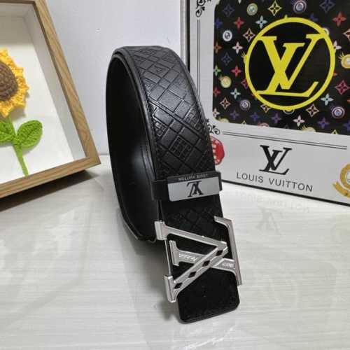 品名：Lv..路易..威登 材质：原单牛皮腰带 百分百头层牛皮腰带保证真皮，24K纯钢扣，专柜原单品质、做工精细，时尚大牌，送人自用首选 包装：
