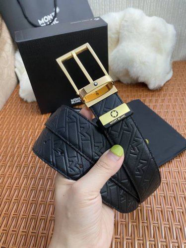 品名：万宝龙 Montblanc 原单 材质：原单牛皮腰带 百分百头层牛皮腰带保证真皮，24K纯钢扣，专柜原单品质、做工精细，时尚大牌，送人自用首选 包装： 请