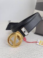 品名：杰尼亚. Ermenegiido Zelma. 腰带 自动带 皮带 型号：纯钢材质自动扣，头层牛皮自动带身，实物拍摄 材料：百分百头层牛皮，保证真皮。24