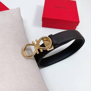 特 Ferragamo.菲拉格慕 全套包装 宽度3.5Cm 高级定制款男士皮带 双面进口牛皮 可双面使用 自行选择搭配 真材实料 很有质感 时尚经典不失