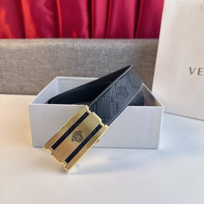 特 品牌： 范思哲 新款进口3.5Cm自动小头层牛皮，手感细腻柔软。搭配纯钢自动头精品钢扣，男士必备！宽度：3.5Cm自动扣皮带