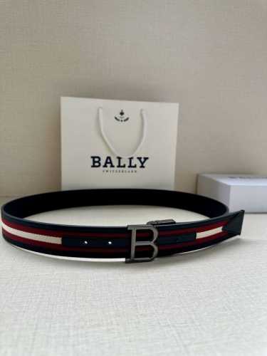 特 3.4宽 BALLY 巴利 专柜同款 男士双面用腰带 宽3.4cm 这款选用反面进口荔枝牛皮精制而成 正面金属搭扣，简约百搭 可调式长度可轻松匹配完美尺寸